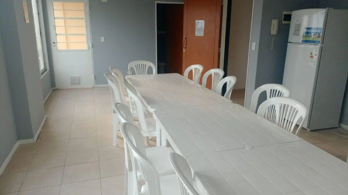 Venta departamento 2 ambientes Liniers SUM 8