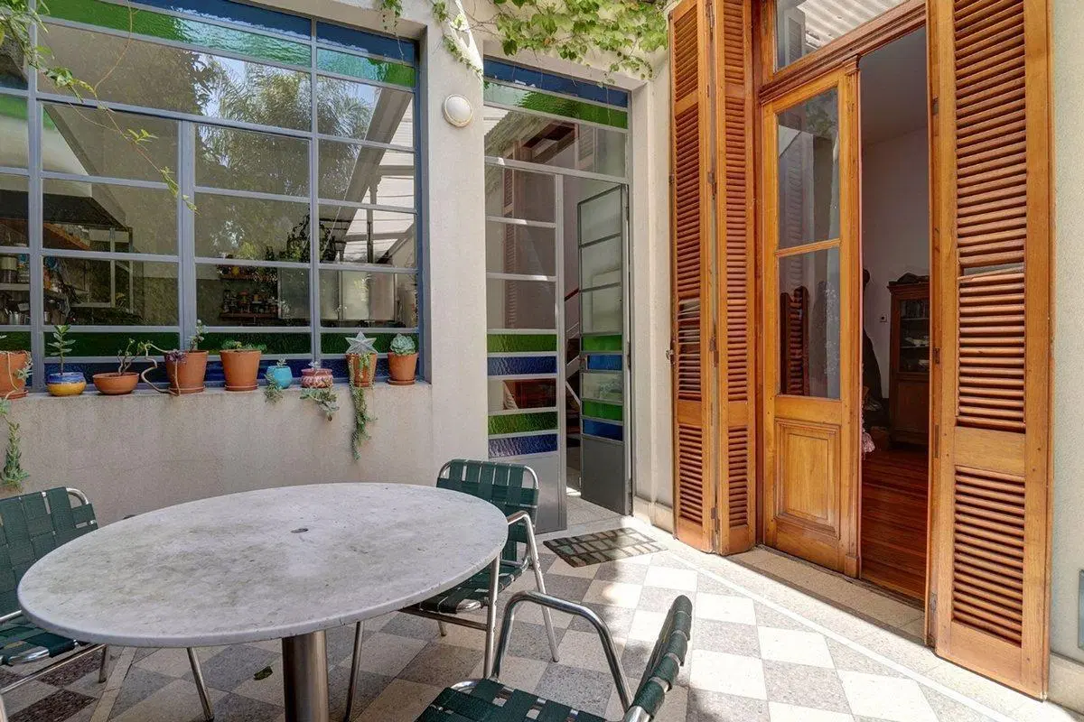 CASA EN VENTA CABALLITO CON TERRAZA PATIO Y SOTANO 5