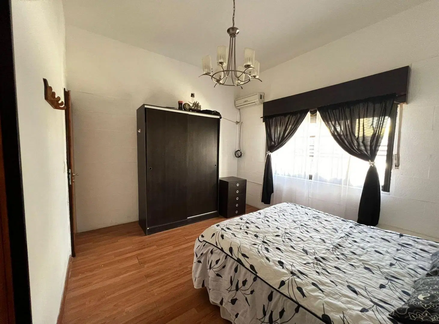 CASA 4 AMBIENTES EN VENTA EN ALDO BONZI CON DEPEND 2