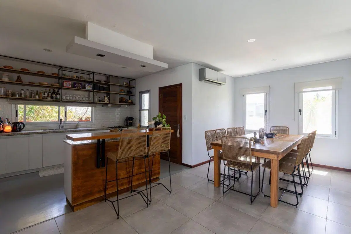 VENTA CASA CON JARDIN Y PISCINA EN HUDSON PARK 5