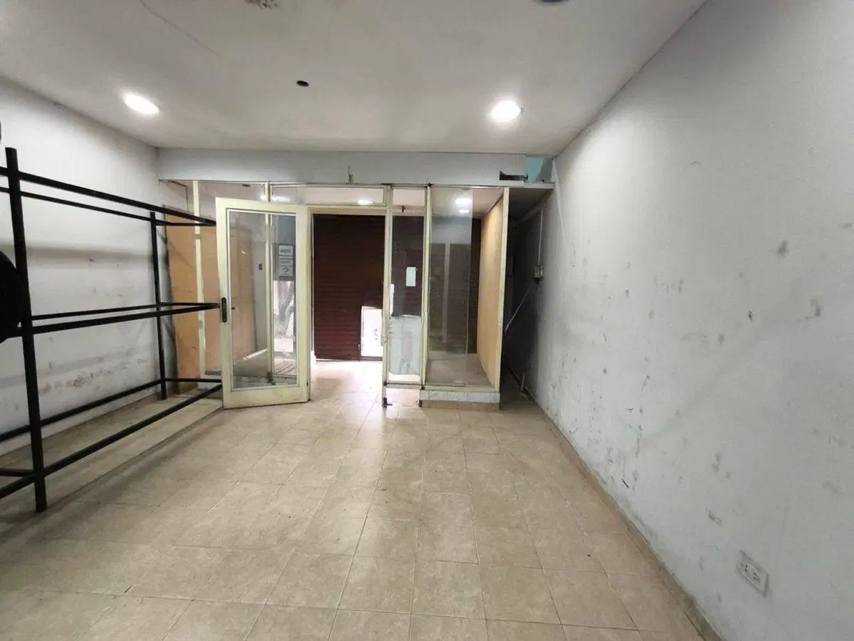 VENTA PH 3 Ambientes  Quincho  y Local Comercial 3