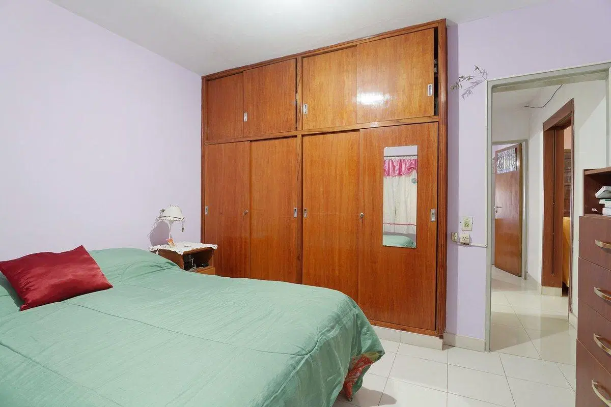 CASA MODERNA COCHERA FONDO JARDIN PARRILLA QUINCHO 5