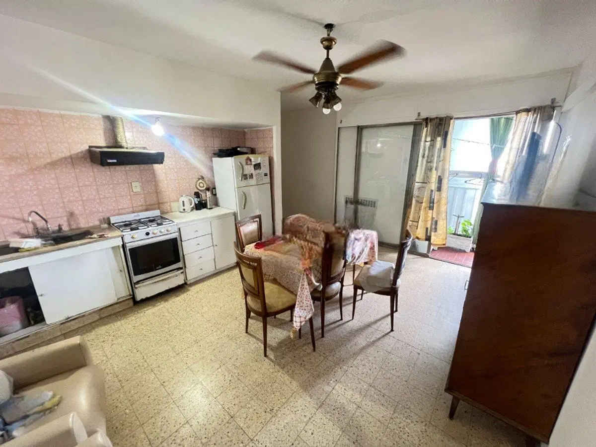 VENTA DEPARTAMENTO 3 AMBIENTES  PARQUE PATRICIOS 4