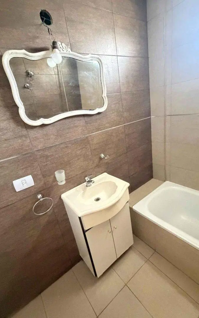 VENTA DEPARTAMENTO 2 AMBIENTES BANFIELD CON BALCON 8