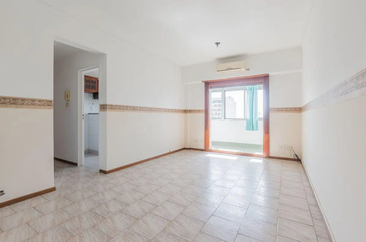 VENTA DEPARTAMENTO 3 AMBIENTES AVELLANEDA CENTRO 2