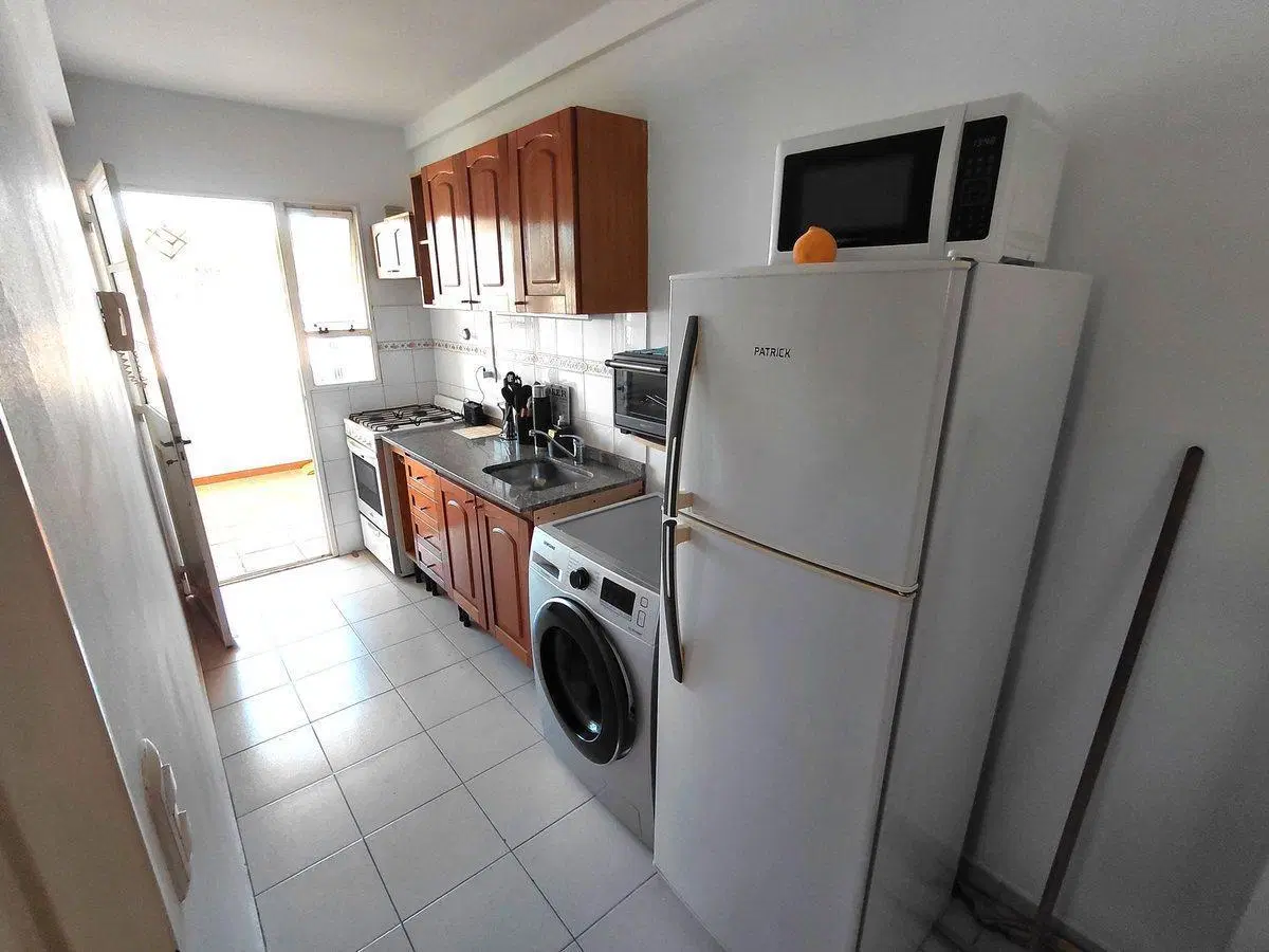 ALQUILER DEPARTAMENTO AMOBLADO  EQUIPADO Y COCHERA 4