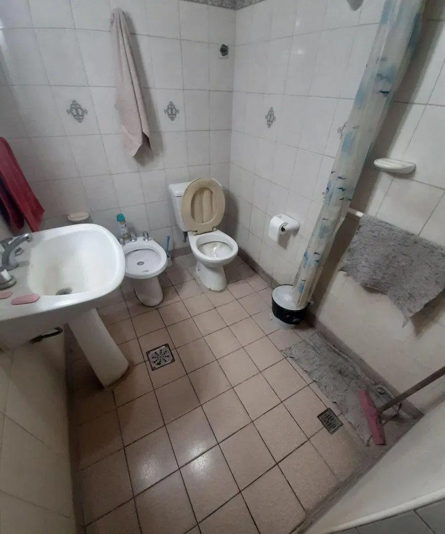 VENTA CASA 4 AMBIENTES MERLO QUINCHO Y COCHERA 4