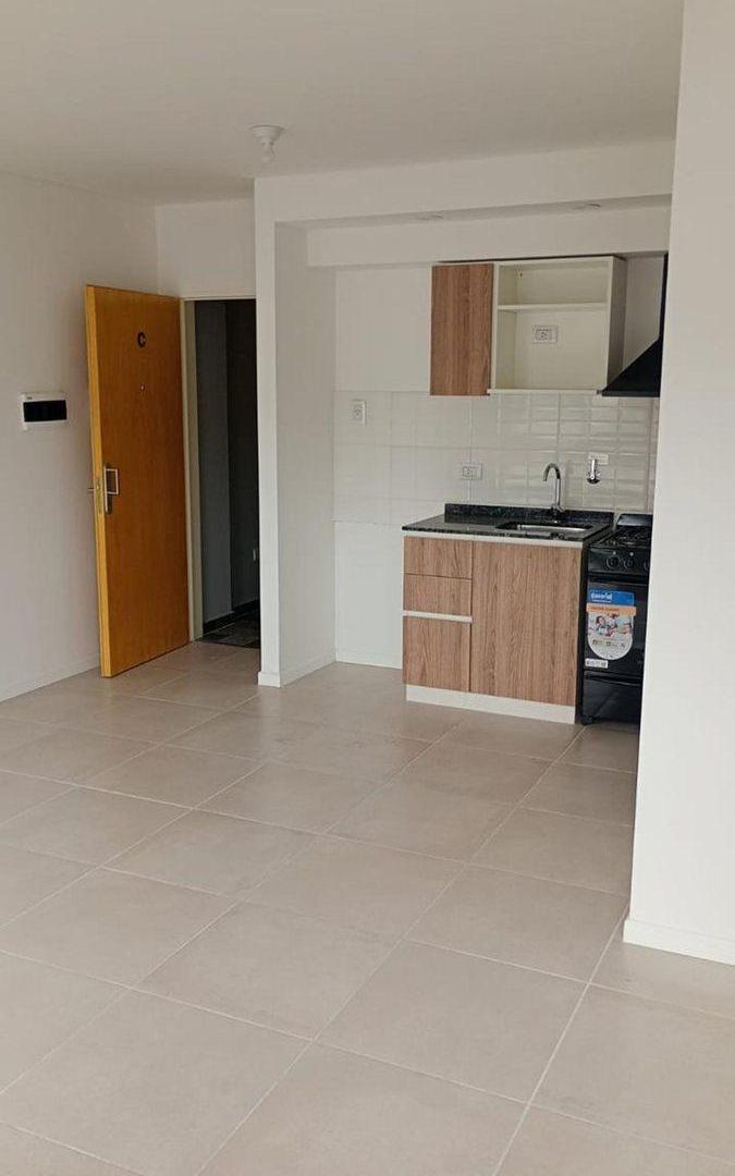 Foto de VENTA MONOAMBIENTE CON BALCÓN - SANTOS LUGARES, imagen 3