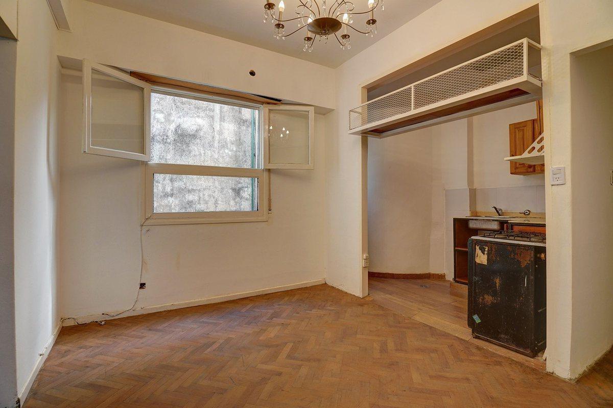 Foto de Venta PH 3 ambientes en Almagro, imagen 1