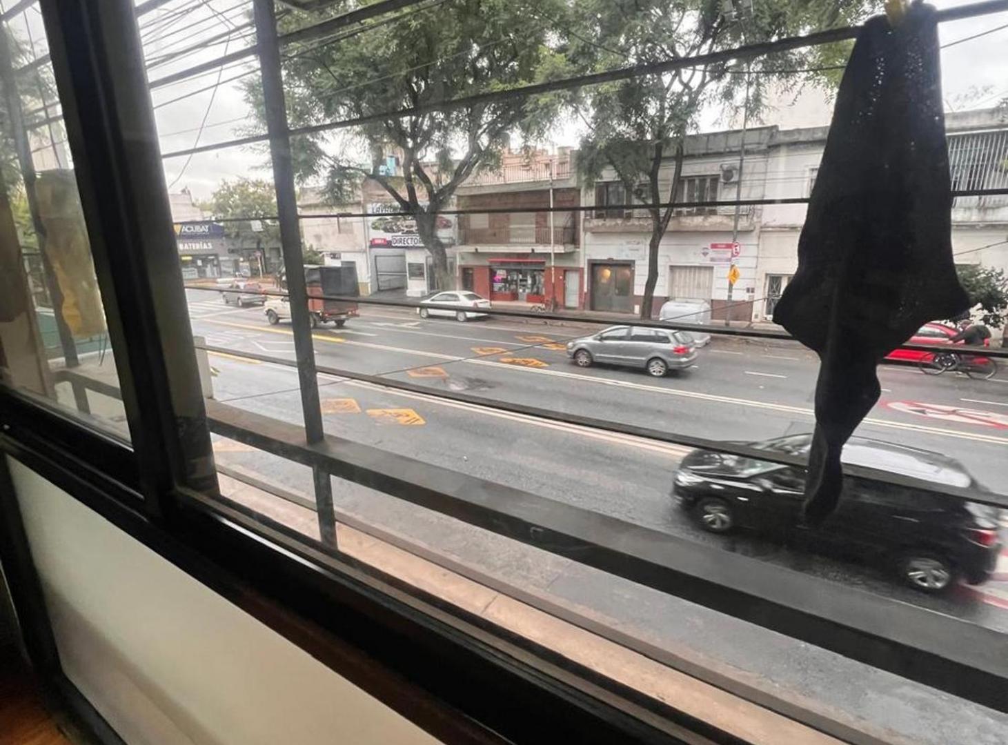 Foto de VENTA MONOAMBIENTE FLORESTA APTO PROFESIONAL, imagen 4