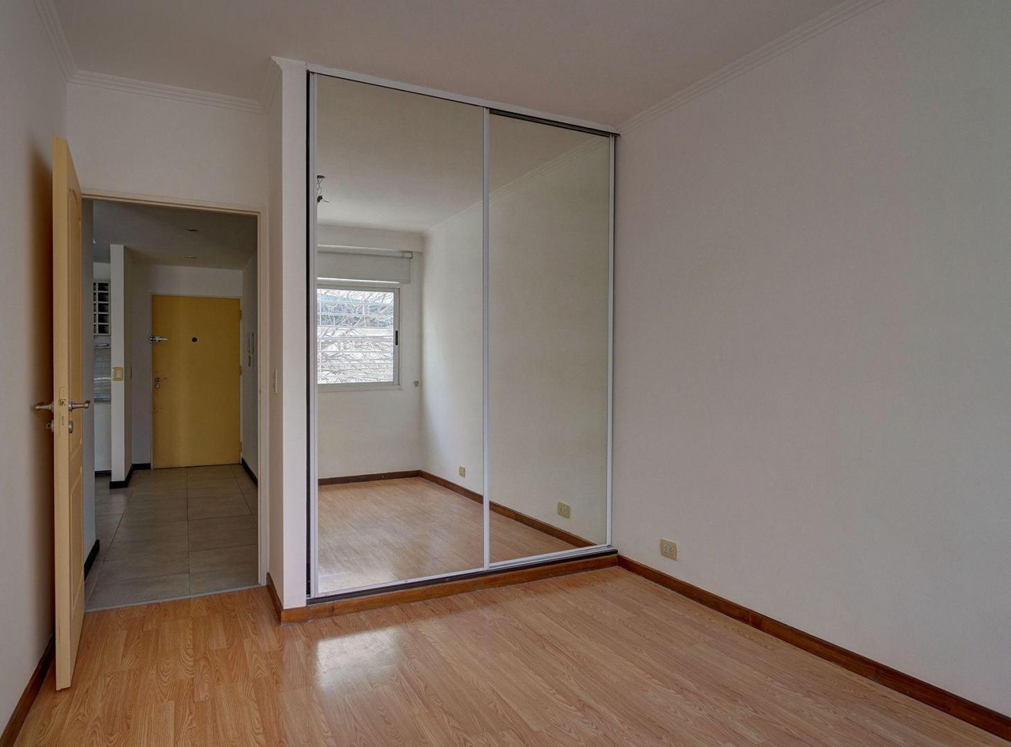 Foto de VENTA DEPARTAMENTO 2 AMBIENTES CABALLITO BALCON, imagen 2