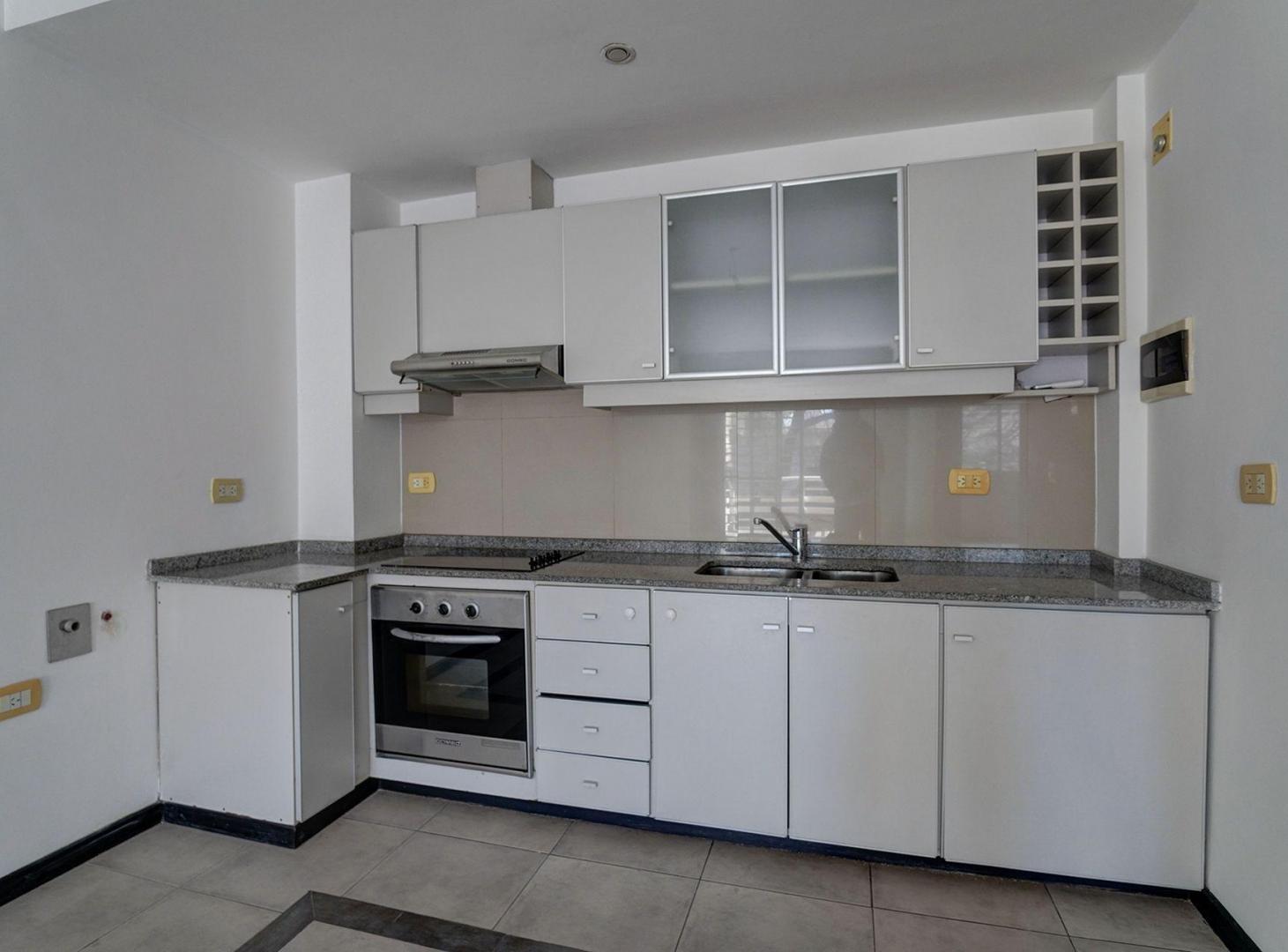 Foto de VENTA DEPARTAMENTO 2 AMBIENTES CABALLITO BALCON, imagen 3