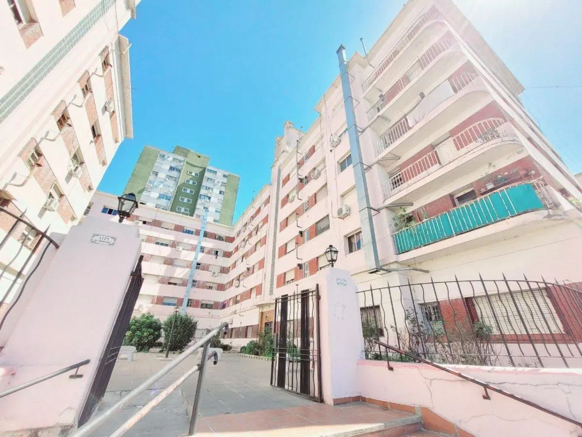 DEPARTAMENTO VENTA 3 AMBIENTES LA BOCA CON BALCON 1
