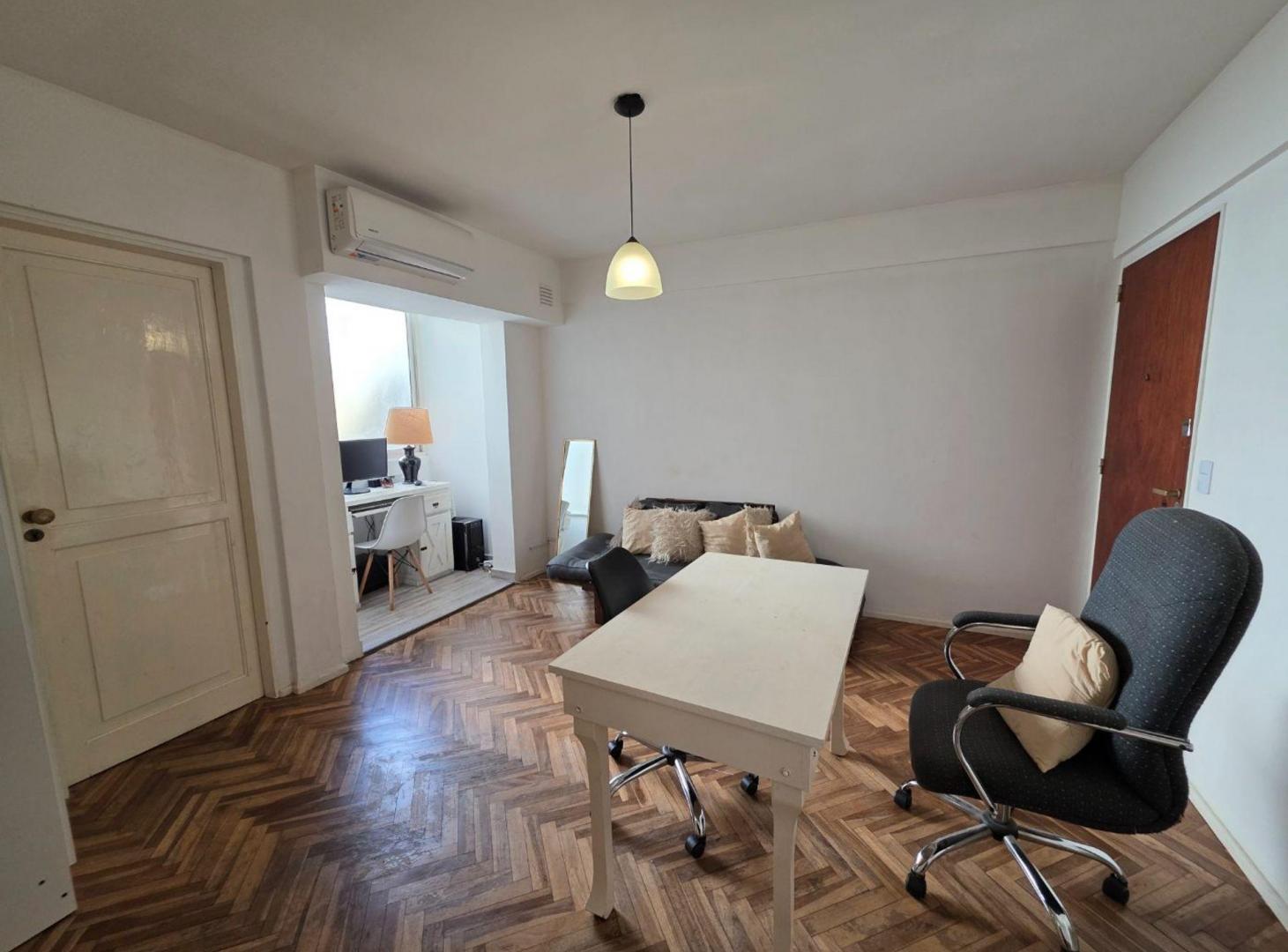 Foto de Departamento 2 ambientes PH escritorio Caballito, imagen 2