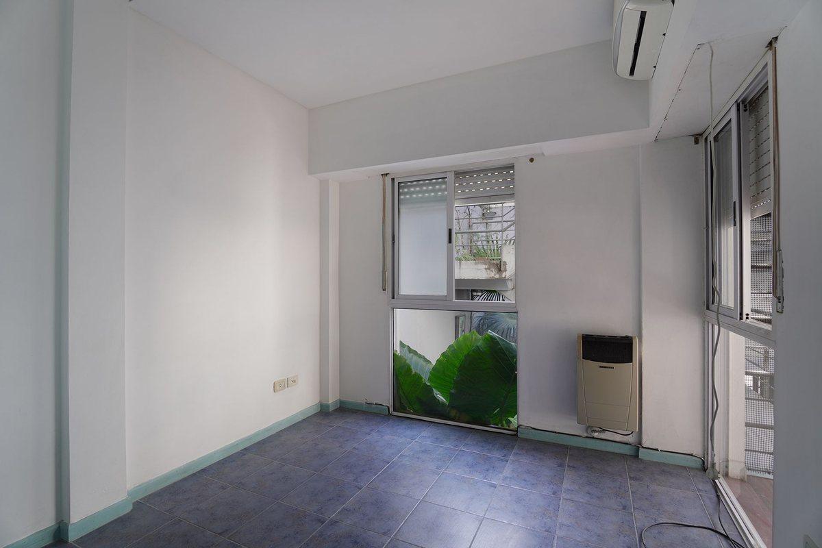 Foto de Venta PH 2 ambientes Saavedra con balcón cochera, imagen 3