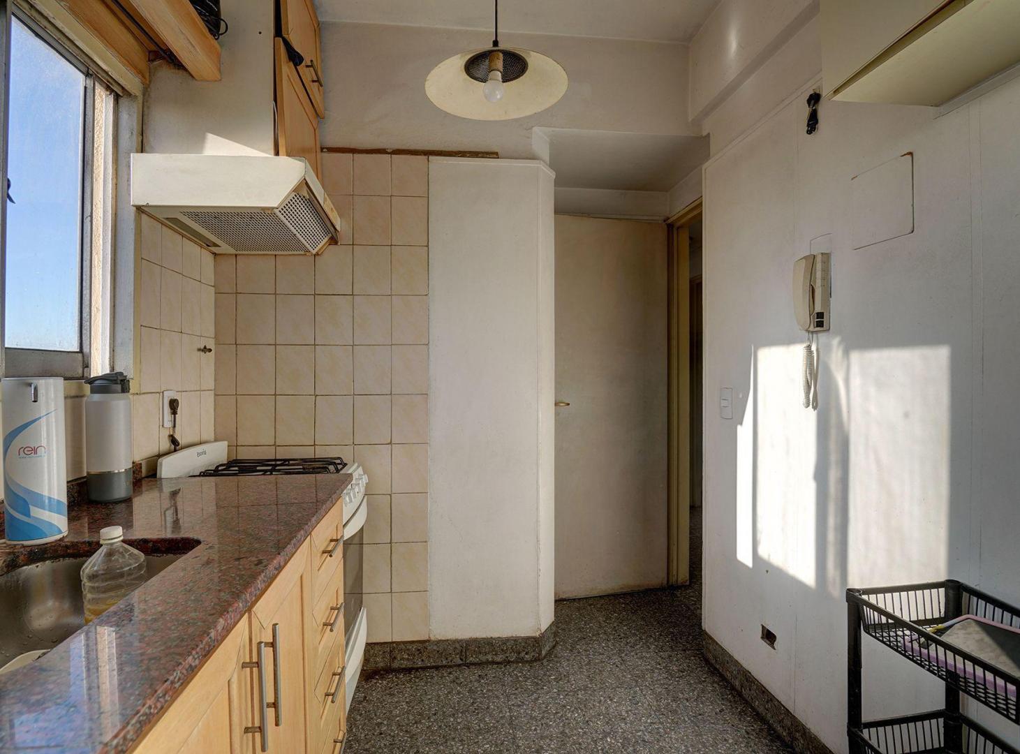 Foto de VENTA DEPARTAMENTO 3 AMBIENTES AVELLANEDA BALCON, imagen 4