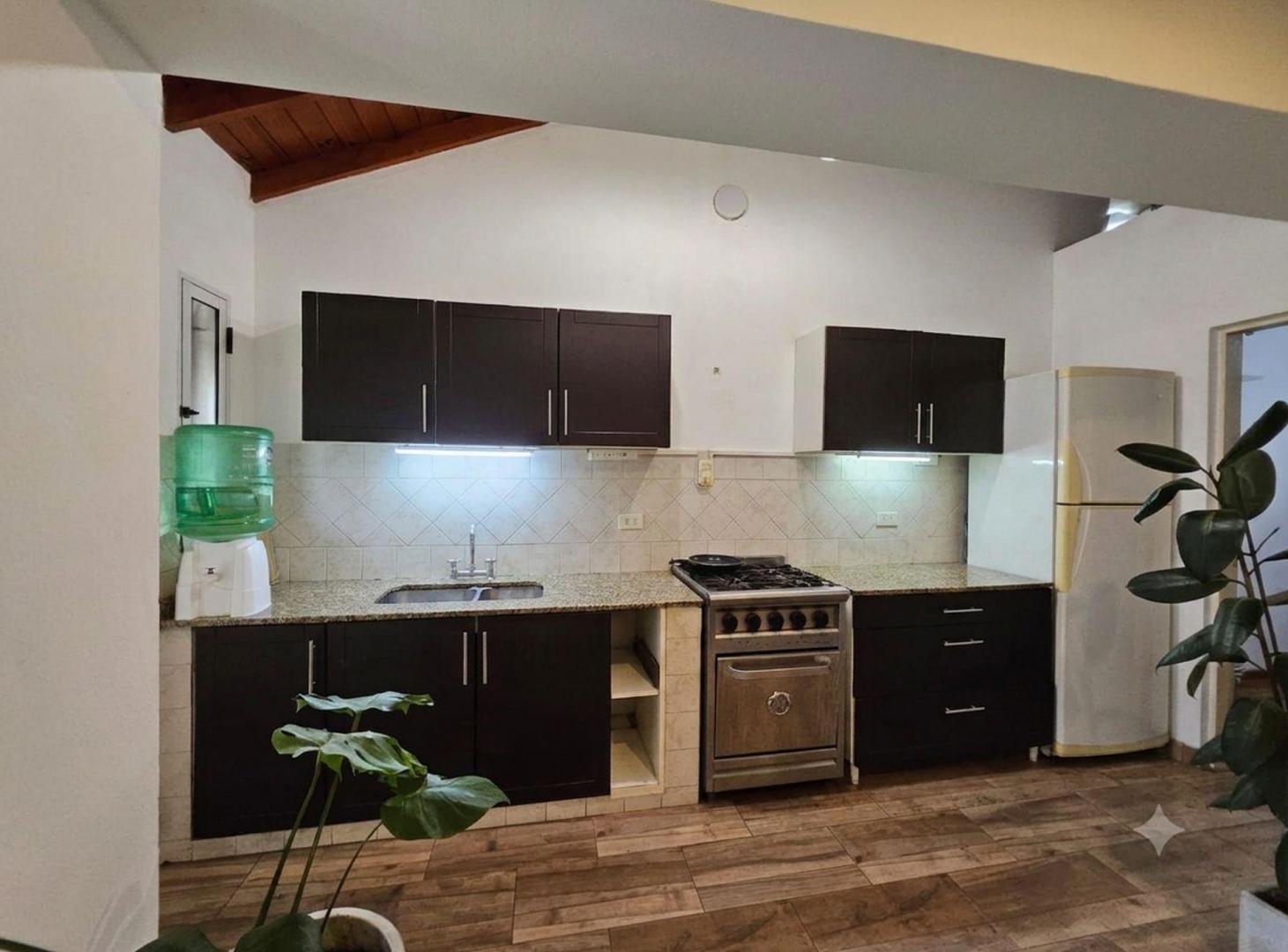 Foto de PH TIPO CASA EN VENTA PATIO Y PARRILLA QUILMES O., imagen 3