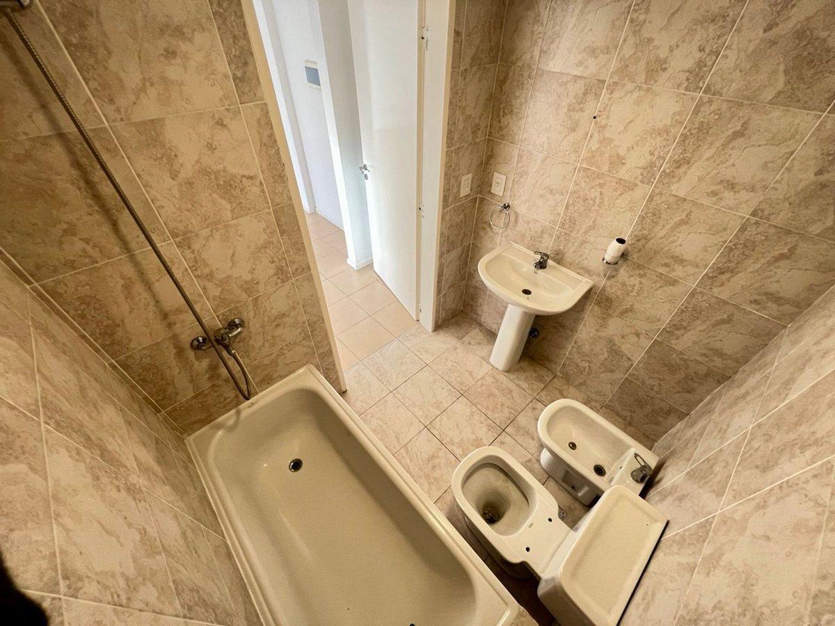 Foto de VENTA DEPARTAMENTO 2 AMBIENTES MUCHA LUZ POMPEYA, imagen 4
