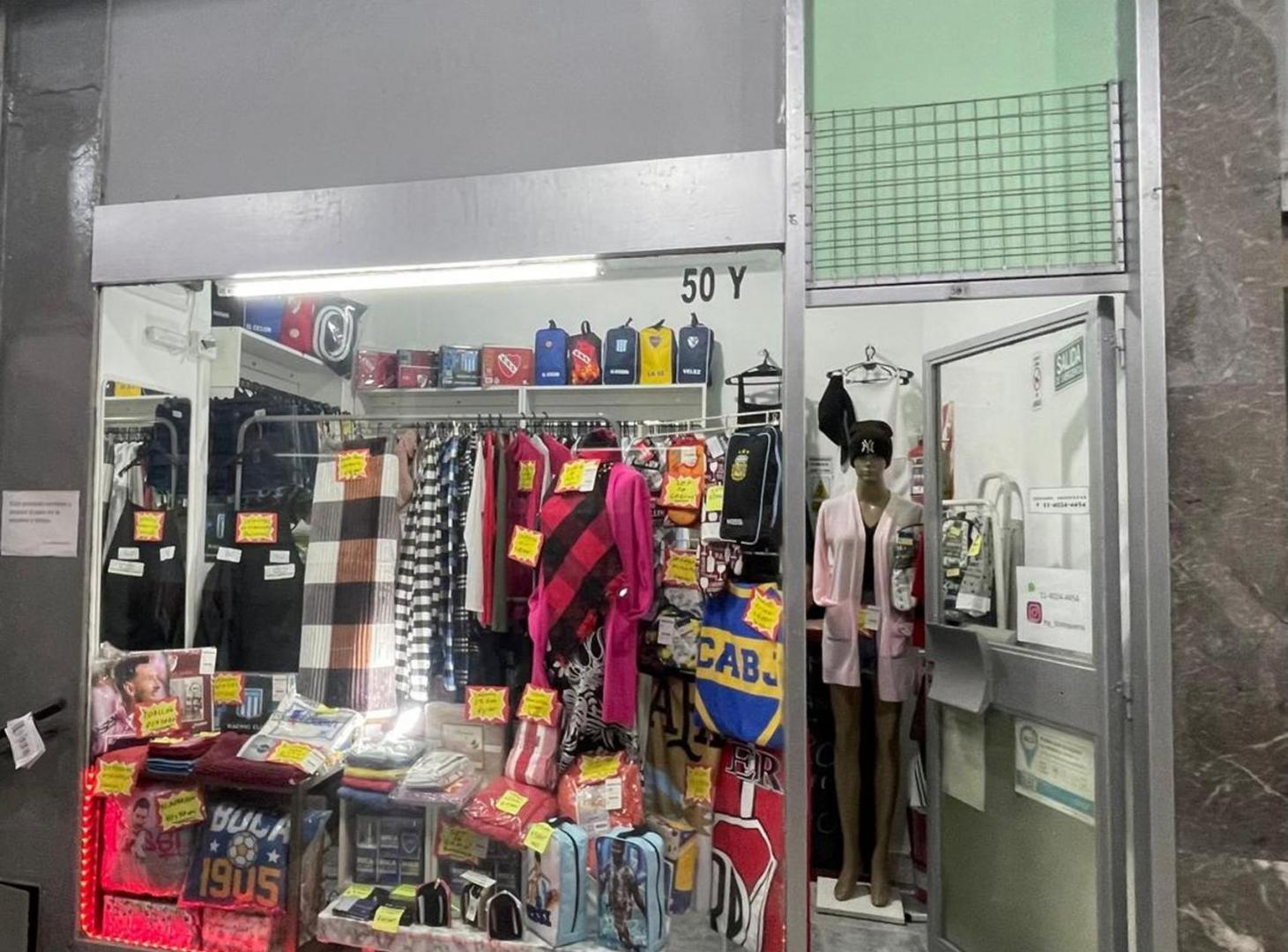 Foto de VENTA DE LOCAL EN FLORES, imagen 1