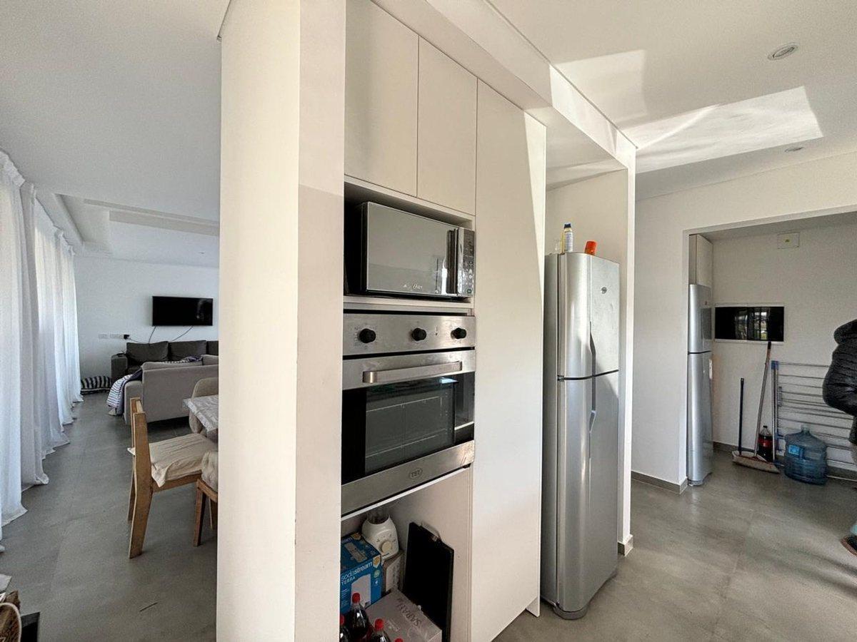 Foto de VENTA CASA 4 AMBIENTES EN BARRIO SANTA INES, imagen 3