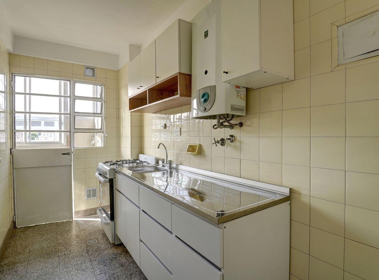 Foto de VENTA DEPARTAMENTO 3 AMBIENTES BALCON FLORES NORTE, imagen 4