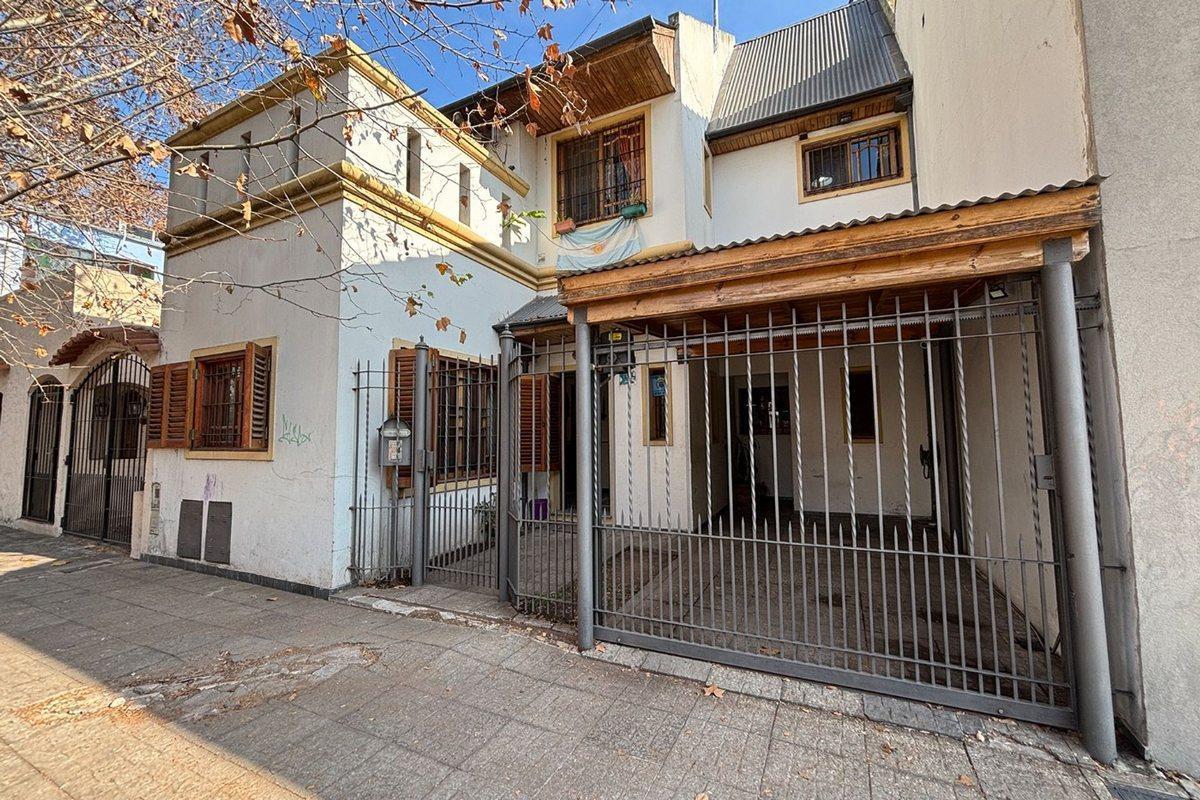 Foto de Casa 6 amb en venta en Lomas apta multifamiliar, imagen 2