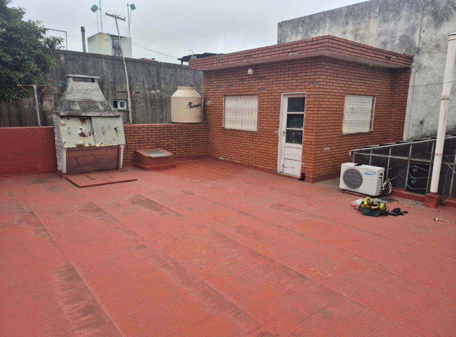 Foto de CASA 4 AMBIENTES EN VENTA CON LOCAL SOLDATI, imagen 2