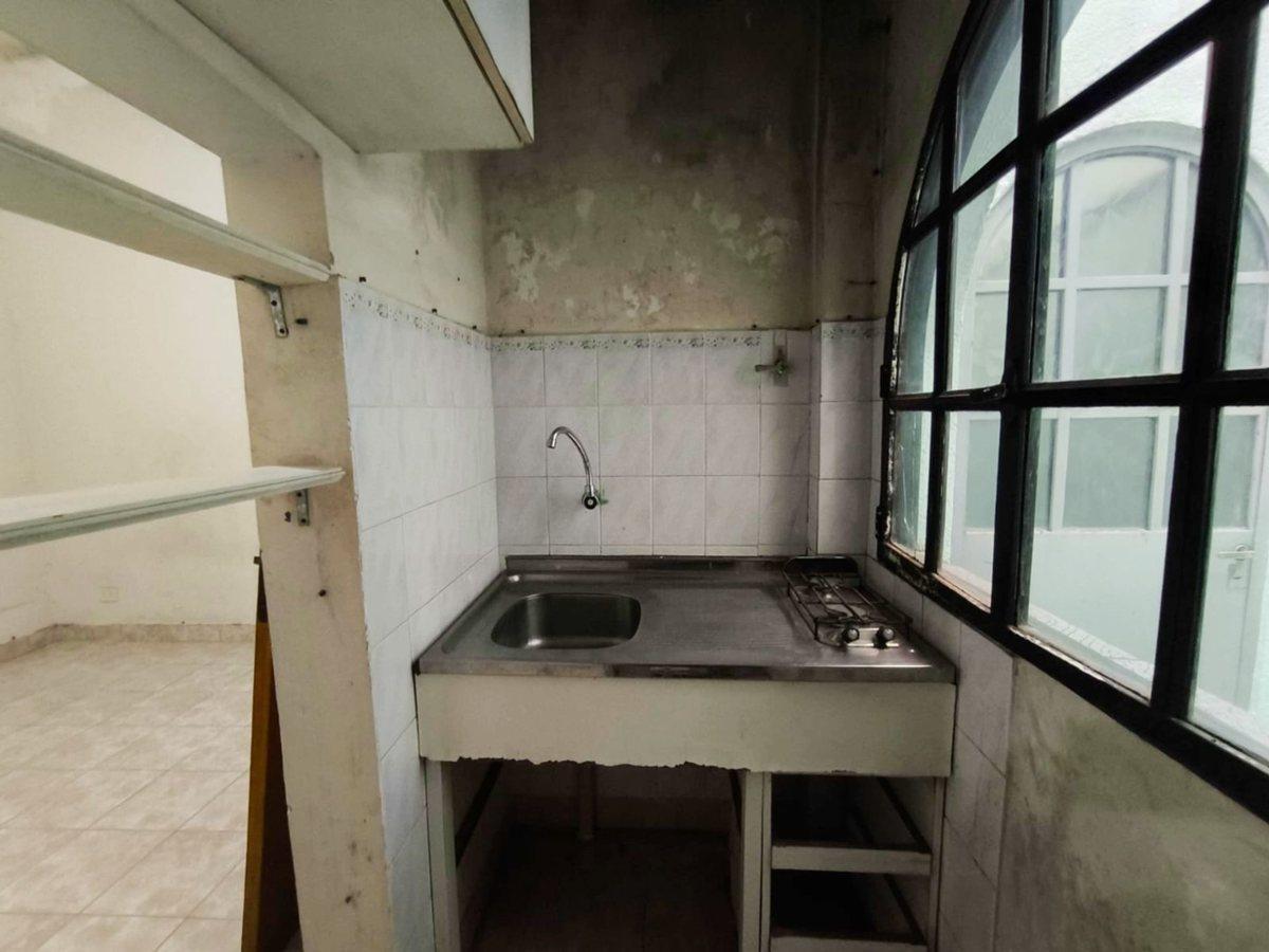 Foto de VENTA PH 3 Ambientes Quincho y Local Comercial, imagen 2