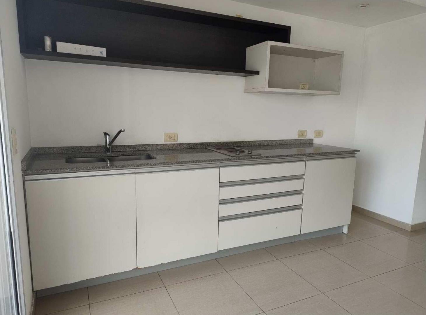 Foto de ALQUILER MONOAMBIENTE FLORES CON BALCON 34 METROS, imagen 2