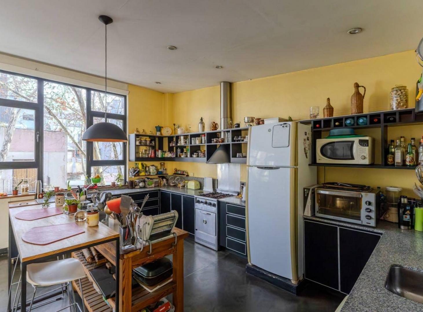 Foto de VENTA CASA 8 AMB PATIO TERRAZA COCHERAS EN ALMAGRO, imagen 5