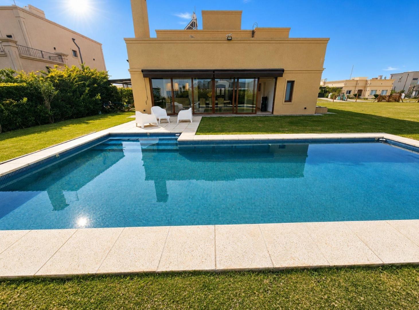 Foto de VENTA CASA 5 AMBIENTES CON PILETA LAGOS DE CANNING, imagen 5