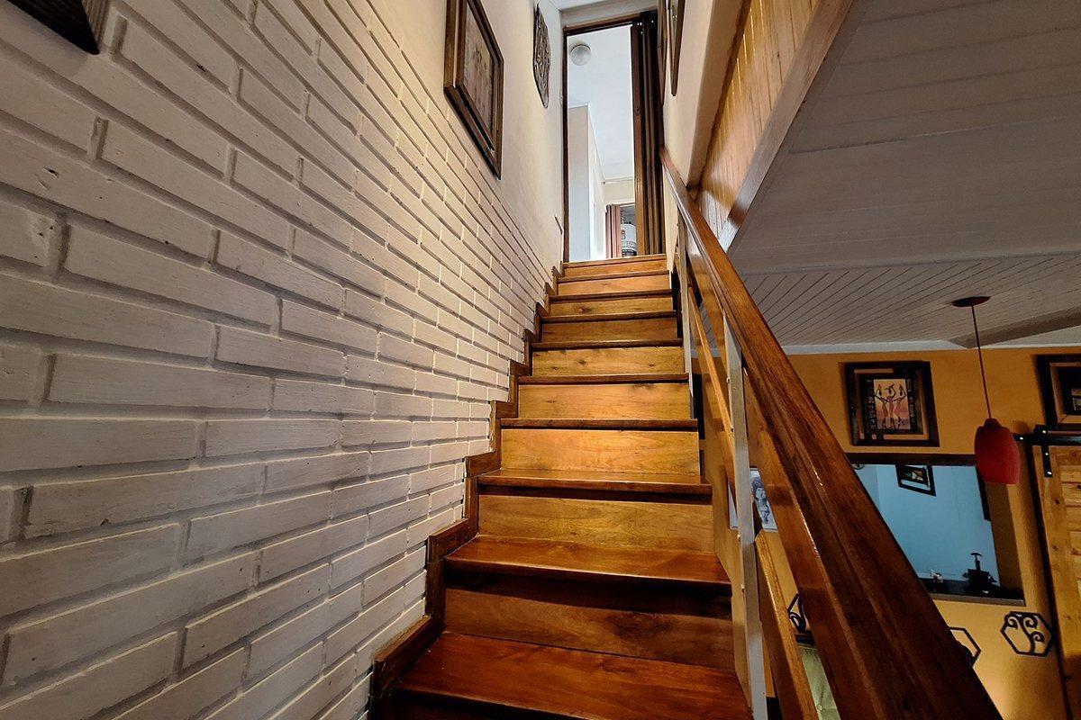 Foto de CASA EN VENTA LOTE PROPIO EXCELENTE ESTADO, imagen 2