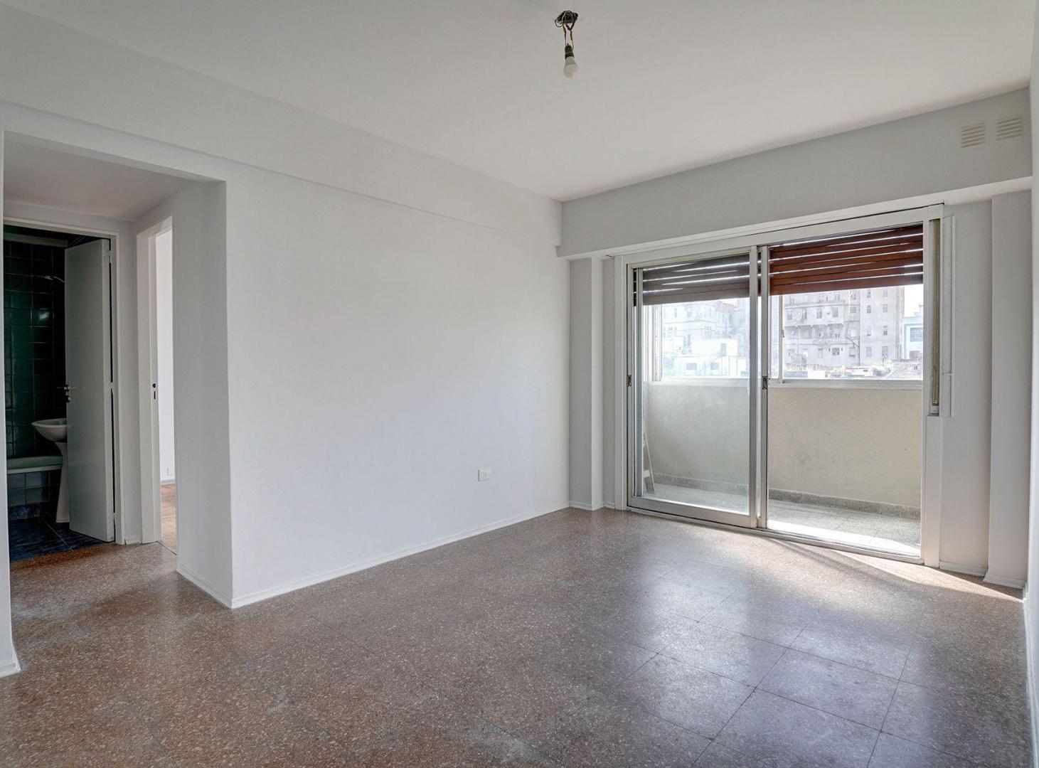 Foto de VENTA DEPARTAMENTO 3 AMBIENTES BALCON FLORES NORTE, imagen 5