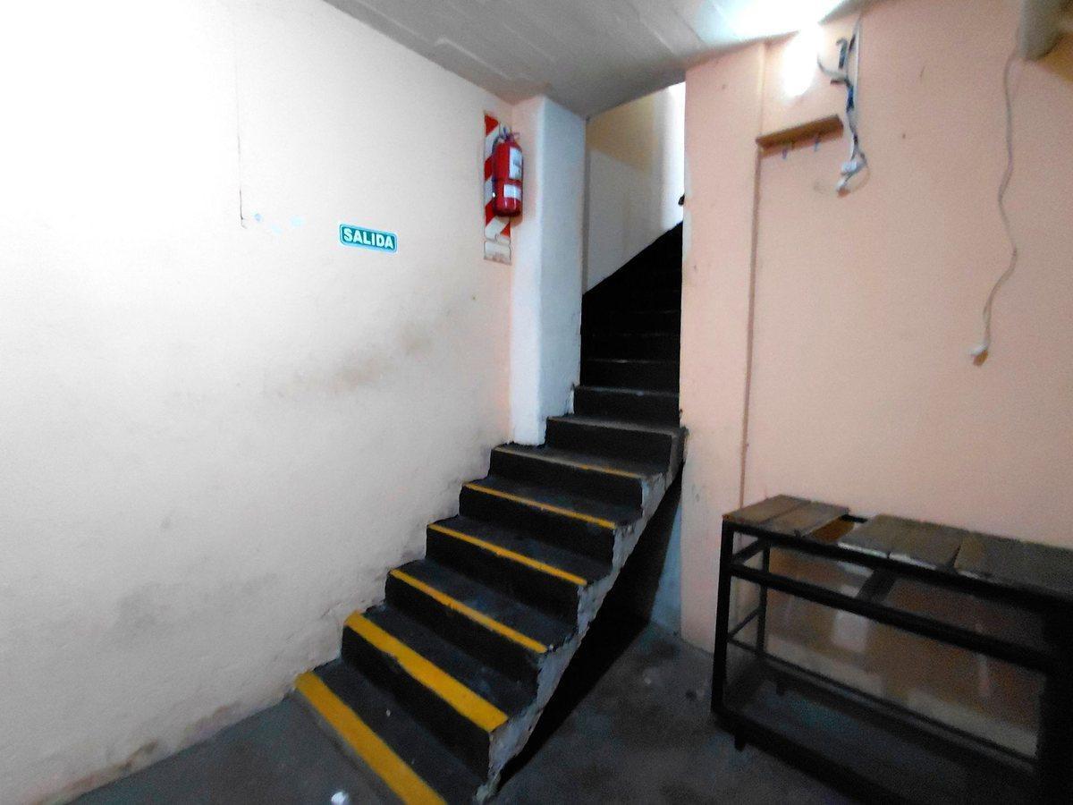 Foto de VENTA LOCAL CON VIVIENDA 127m2 SALTA 1557 y GARAY, imagen 3