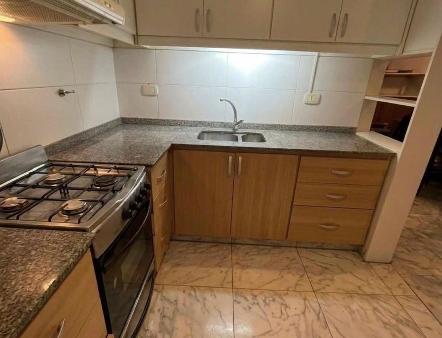 Foto de VENTA 3 ambientes MONTE CASTRO PATIO y SUM, imagen 4