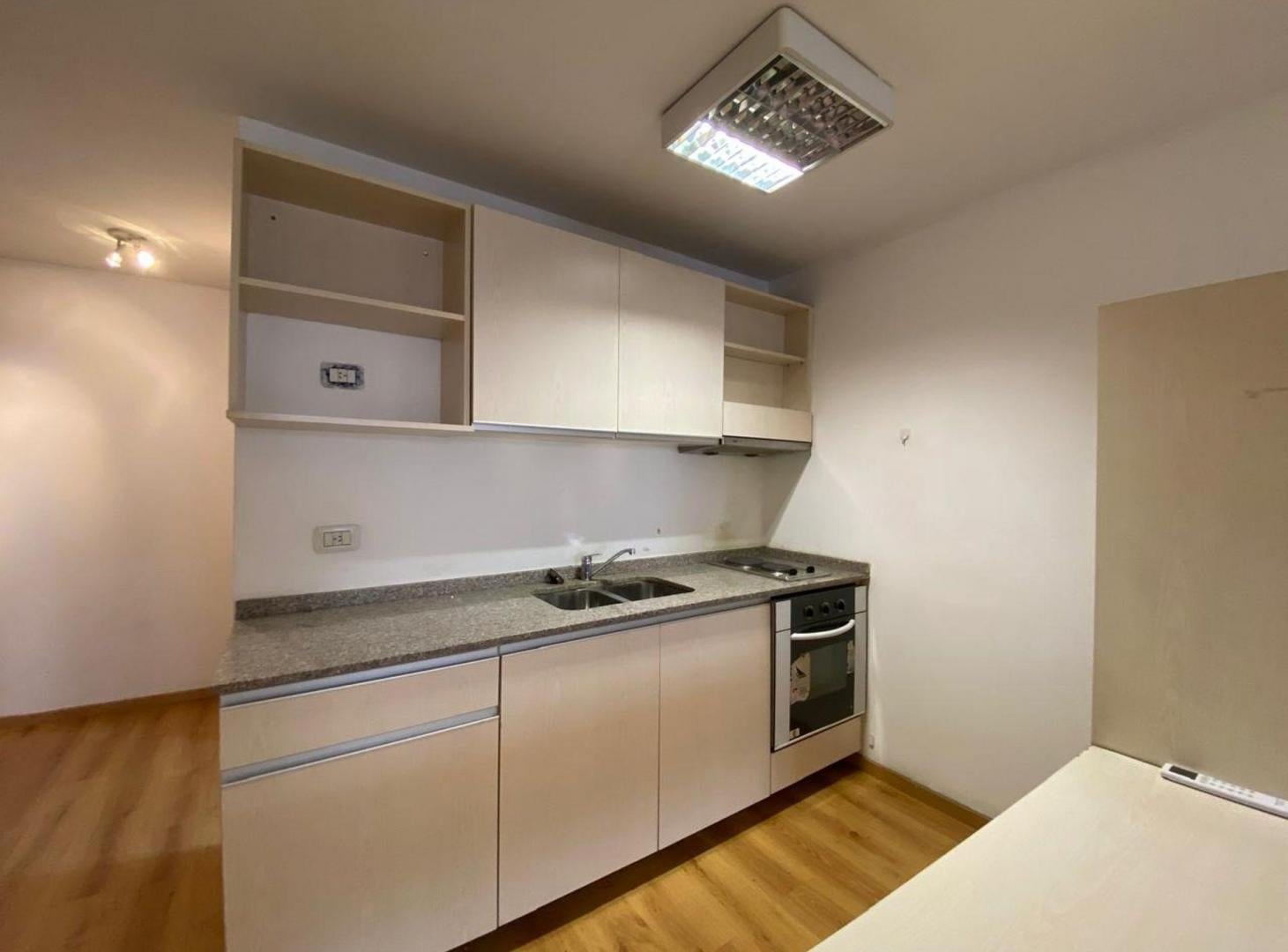 Foto de ALQUILER MONOAMBIENTE CON COCHERA Y BALCÓN, imagen 4