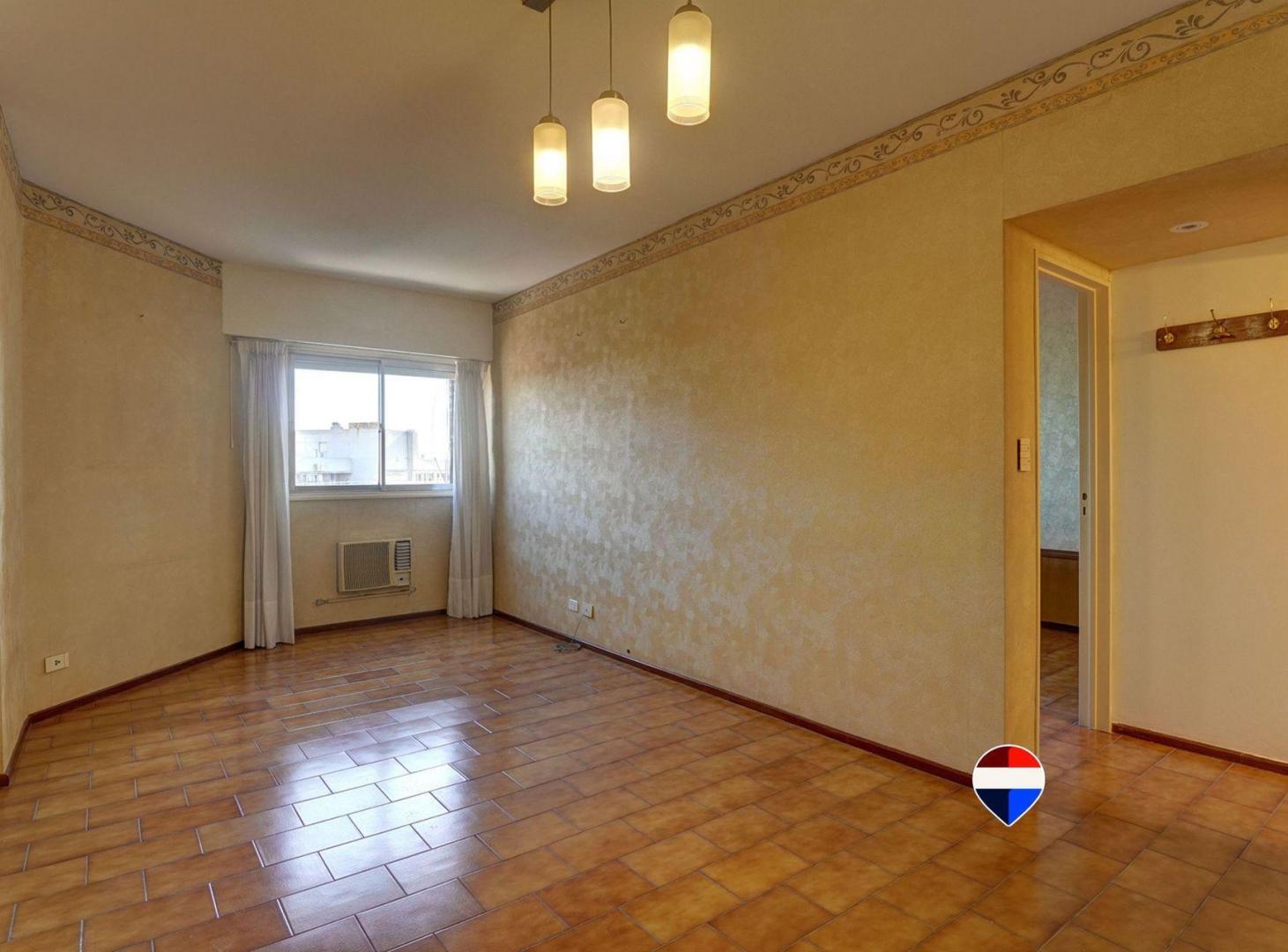 Foto de Venta Departamento 2 amb en Belgrano R | Piso alto, imagen 1