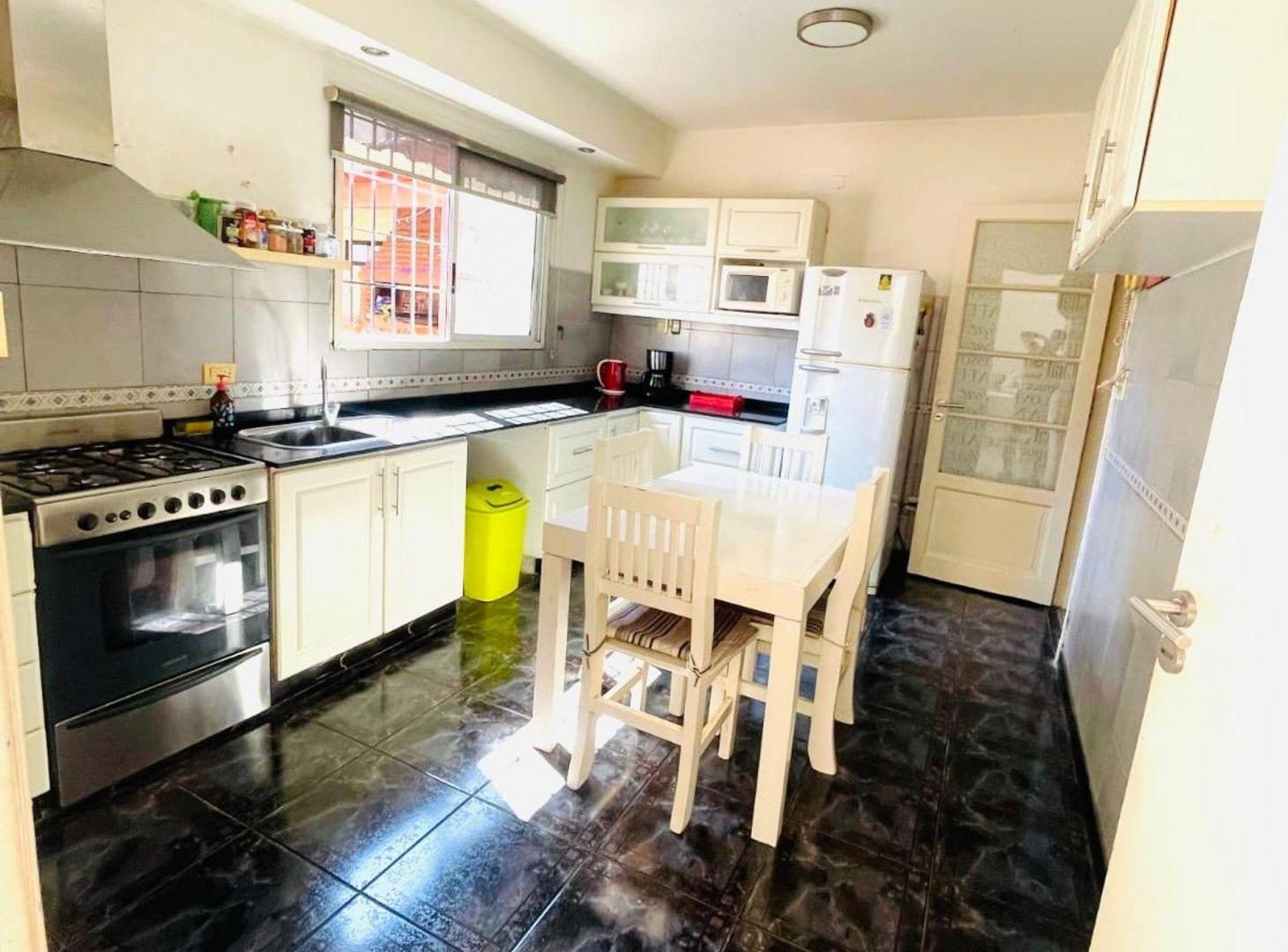 Foto de VENTA PH 4 AMBIENTES MONTE CASTRO TERRAZA PARRILLA, imagen 5
