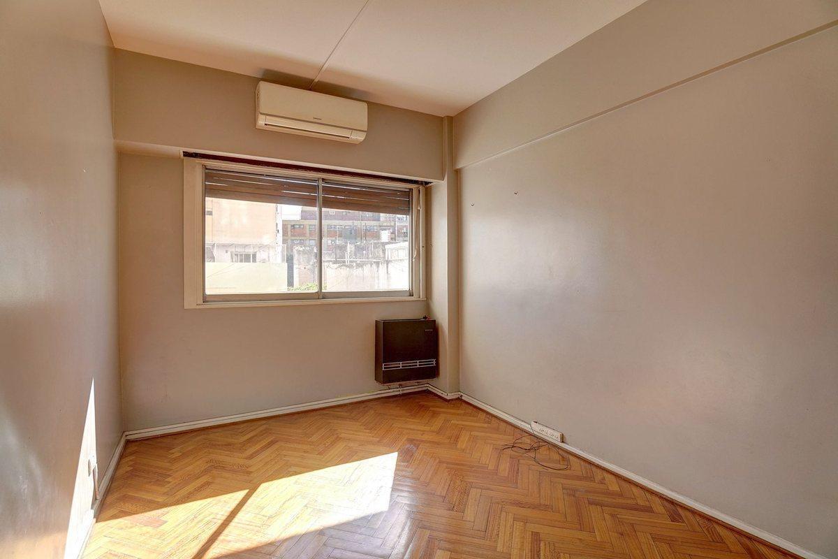 Foto de VENTA 3 AMBIENTES ALMAGRO CON DEPENDENCIA Y TOILET, imagen 5