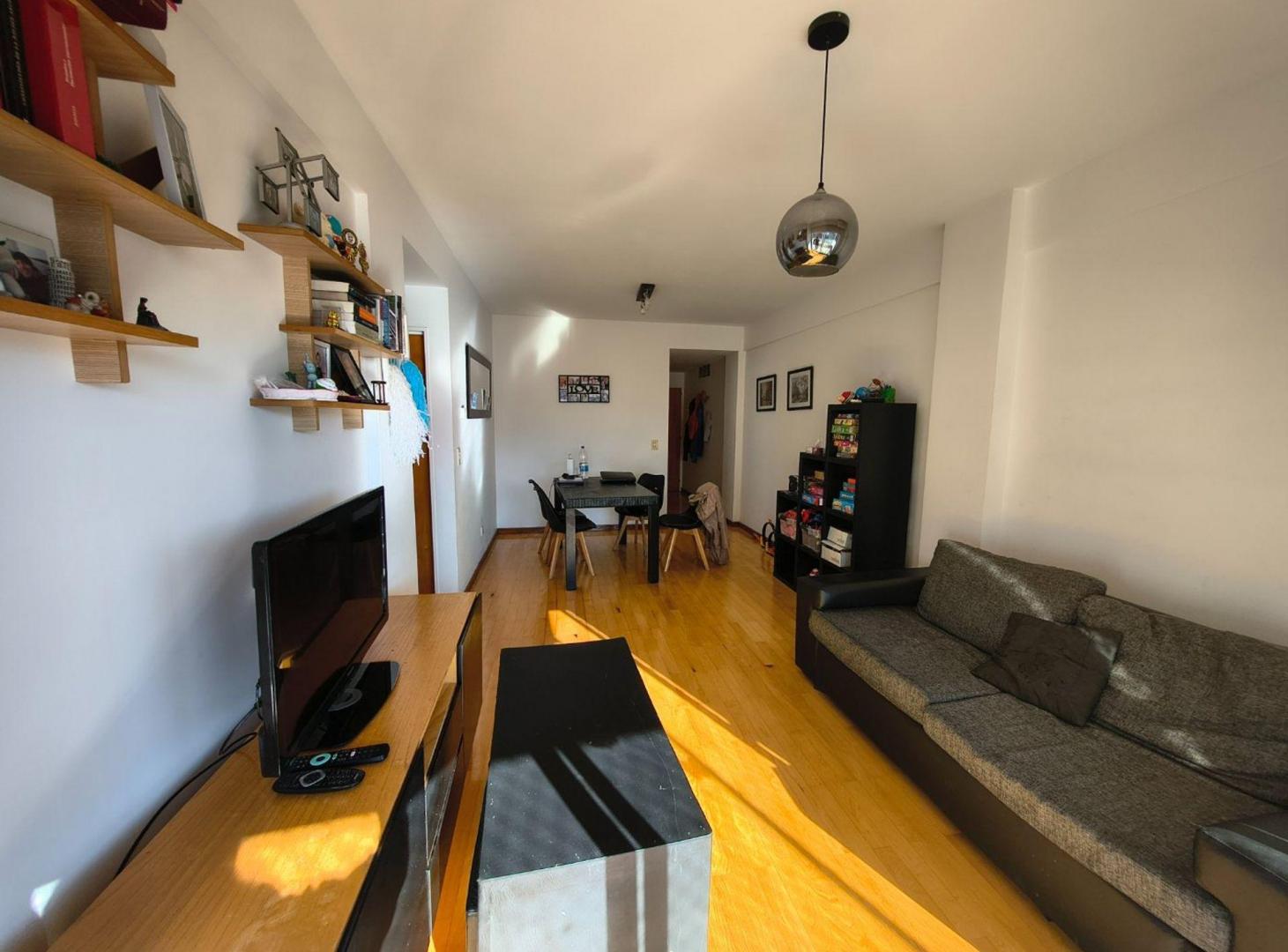 Foto de Venta Depto 3 Amb con Balcón al Frente -Caballito, imagen 2