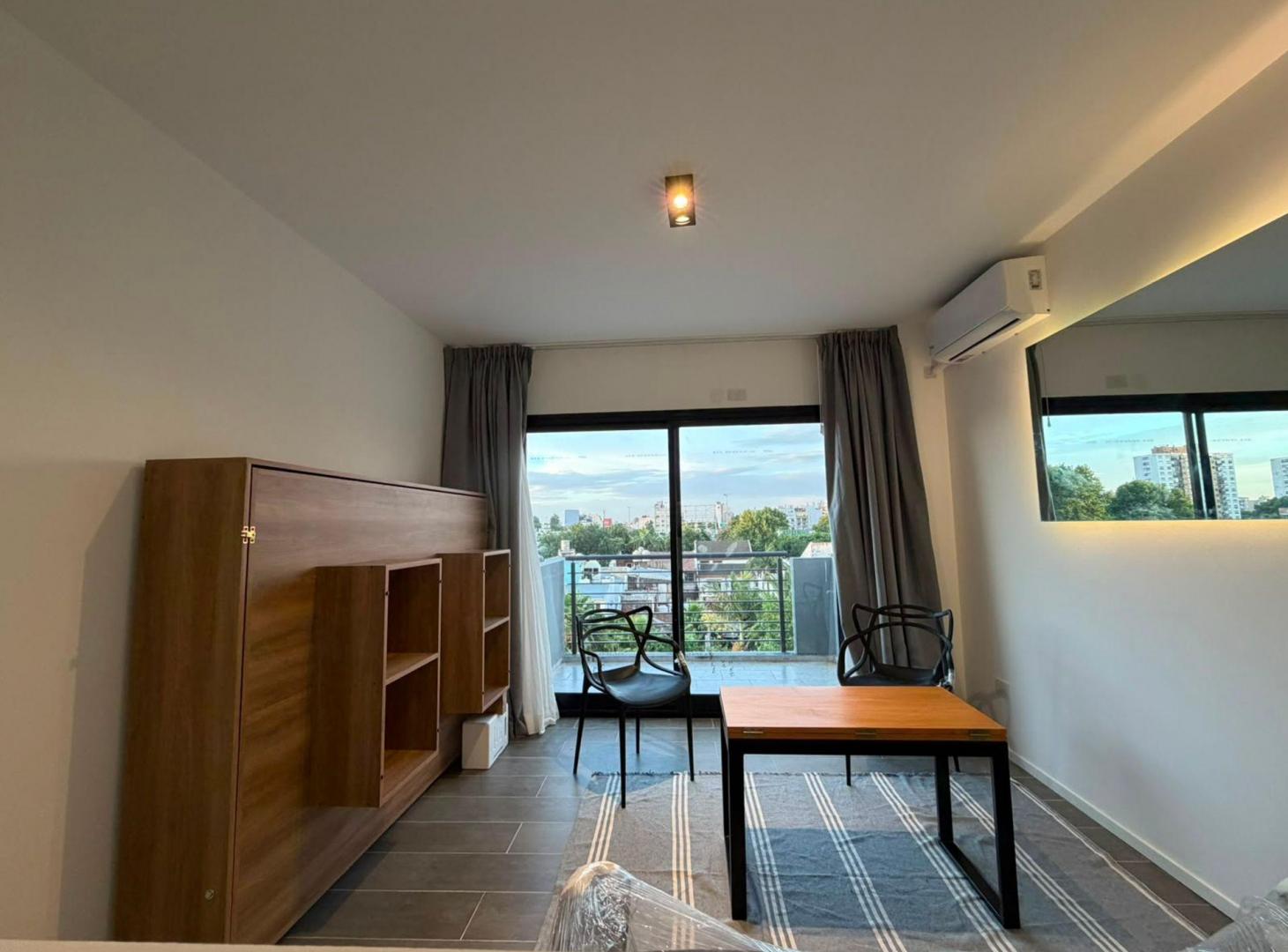 Foto de MONOAMBIENTE AMOBLADO CON BALCON VILLA LURO, imagen 1