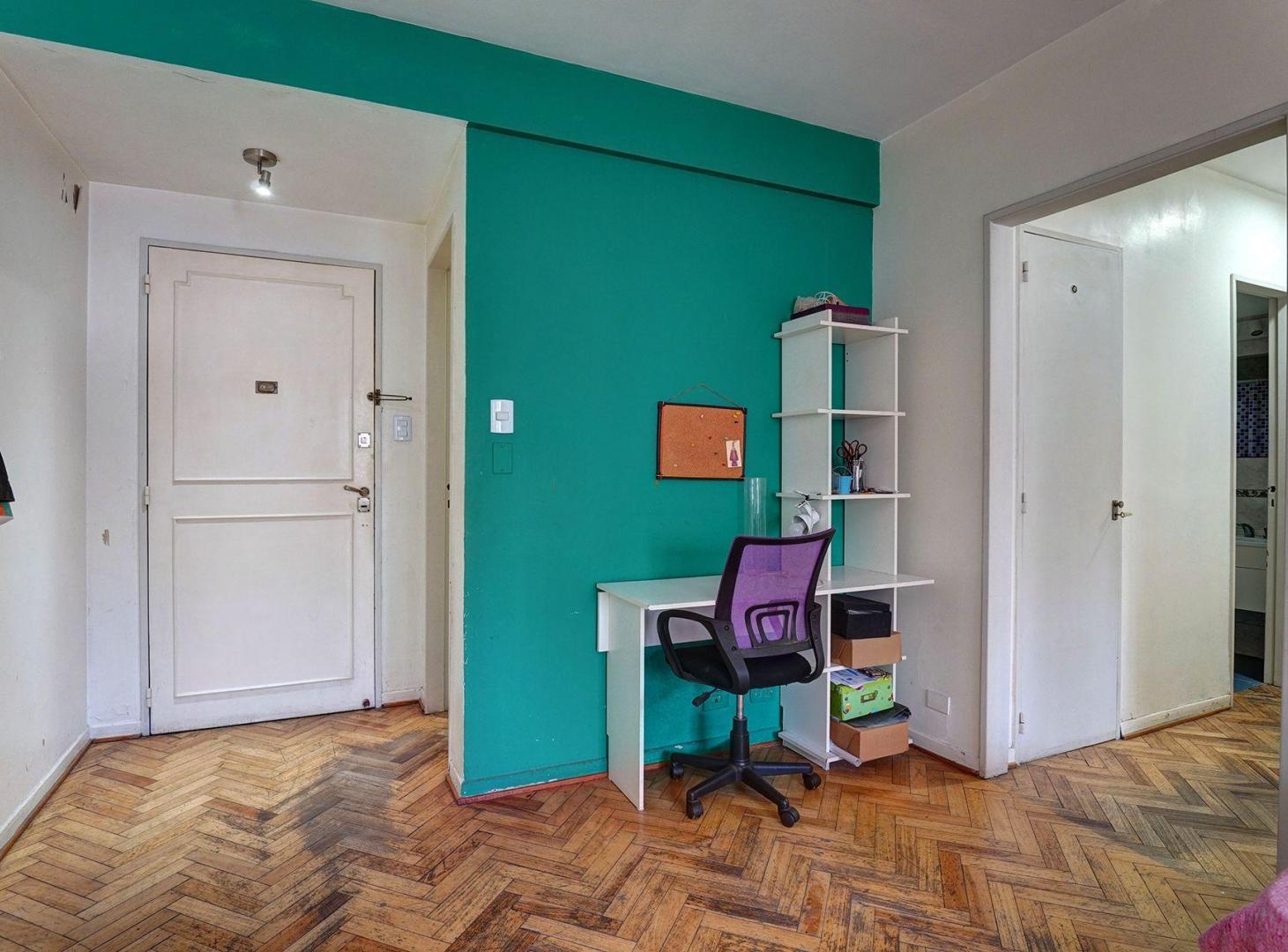 Foto de Venta Depto 3 ambientes con balcón y dependencia, imagen 2