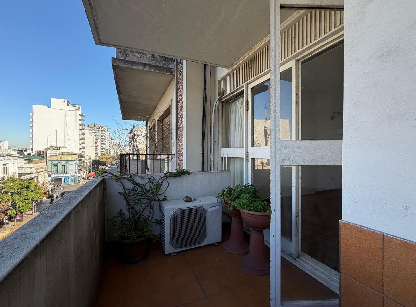 Foto de VENTA 3 AMBIENTES ESCRITORIO BALCON SAN CRISTOBAL, imagen 1