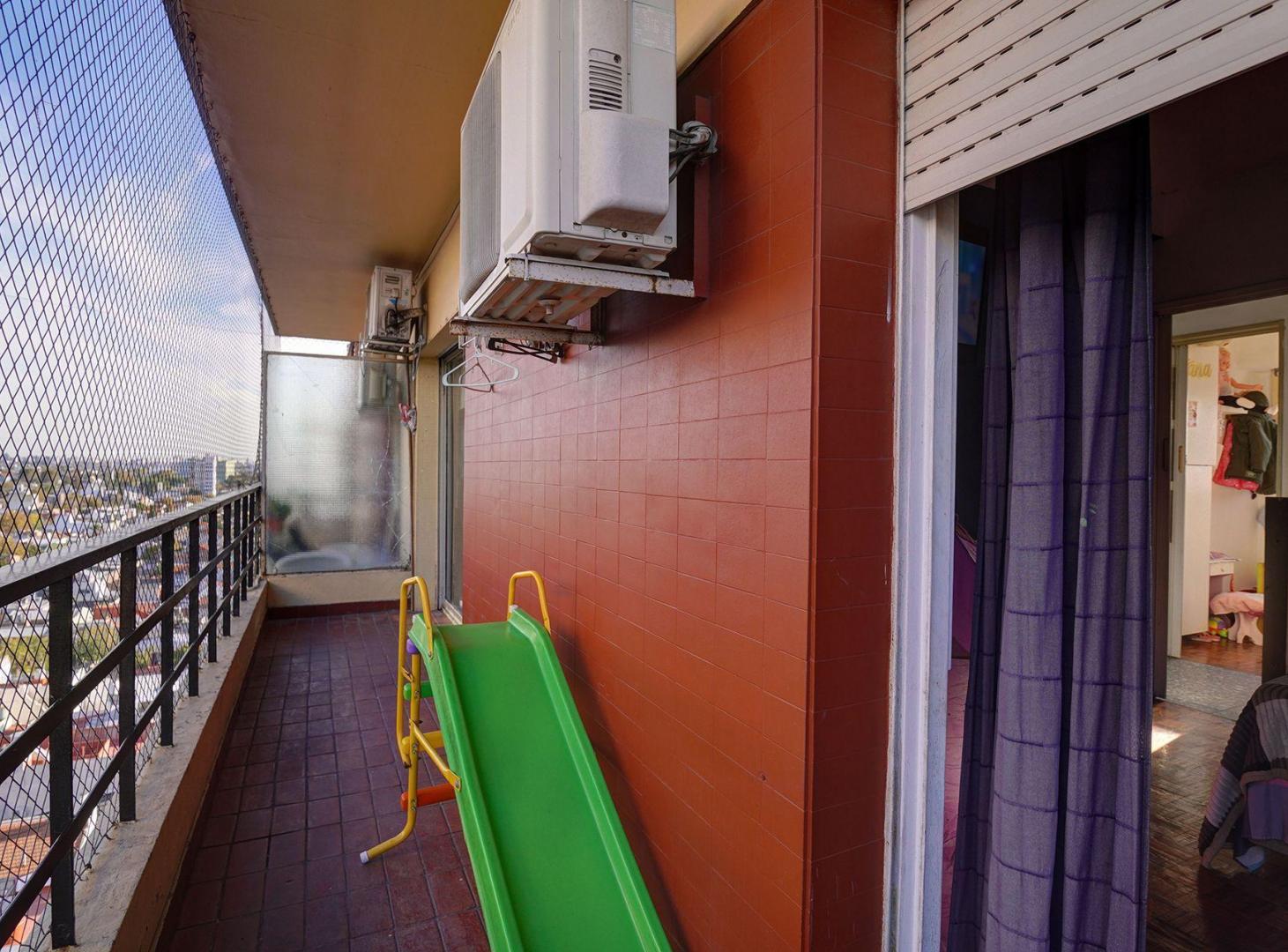 Foto de VENTA DEPARTAMENTO 3 AMBIENTES AVELLANEDA BALCON, imagen 3