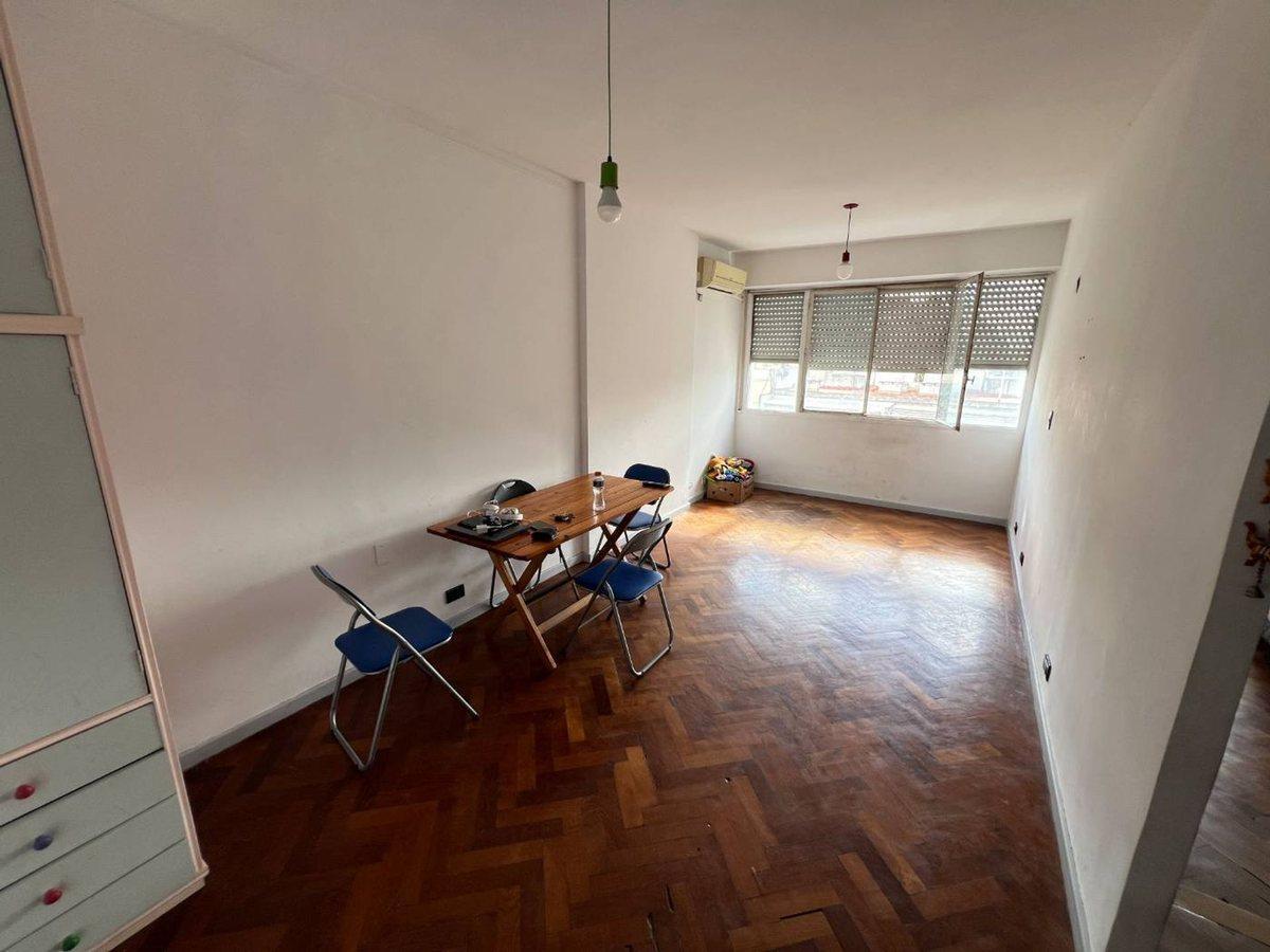 Foto de VENTA DEPARTAMENTO 3 AMBIENTES EN CABALLITO, imagen 2