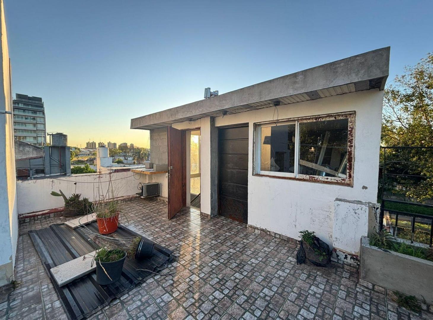 Foto de VENTA DE LOTE PARA EMPRENDIMIENTO EN LUGANO, imagen 1