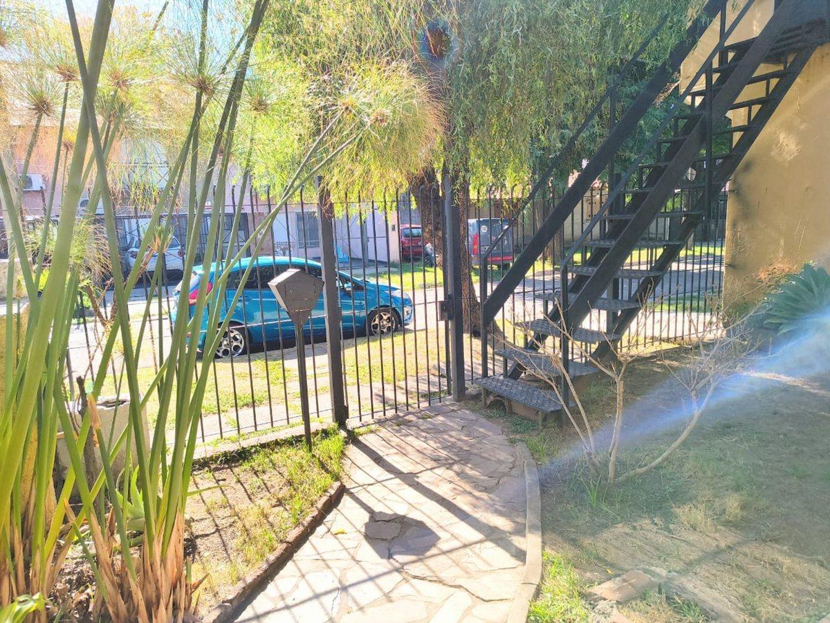 Foto de VENTA CASA MULTIFAMILIAR COCHERA. DUEÑO FINANCIA, imagen 1
