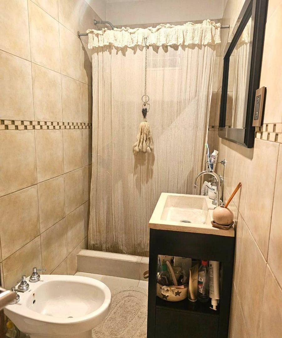 Foto de CASA 4 AMBIENTES VENTA PARQUE LELOIR JARDIN PILETA, imagen 4