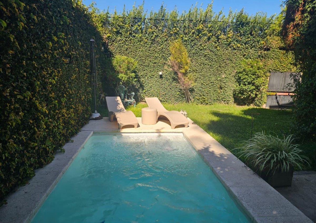 Foto de CASA 4 AMBIENTES VENTA PARQUE LELOIR JARDIN PILETA, imagen 5