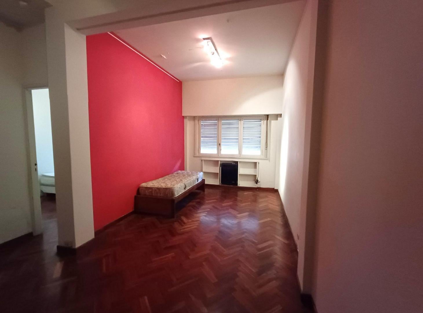 Foto de Venta Departamento 3 ambientes en Monserrat, imagen 1